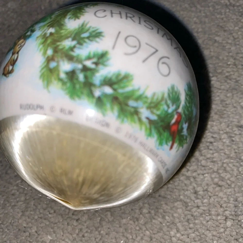 VINTAGE‎ 1976 HALLMARK Cards RUDOLPH THE RED NOSED REINDEER SATIN BALL ORNAMENT